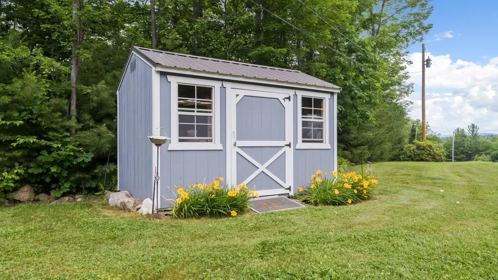 360 Hogg Hill Road Springfield NH 03284