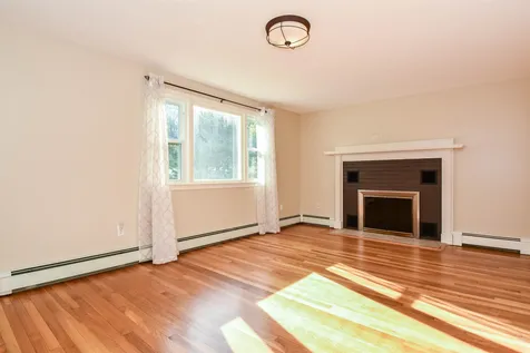 161 Kingston Road Exeter NH 03833