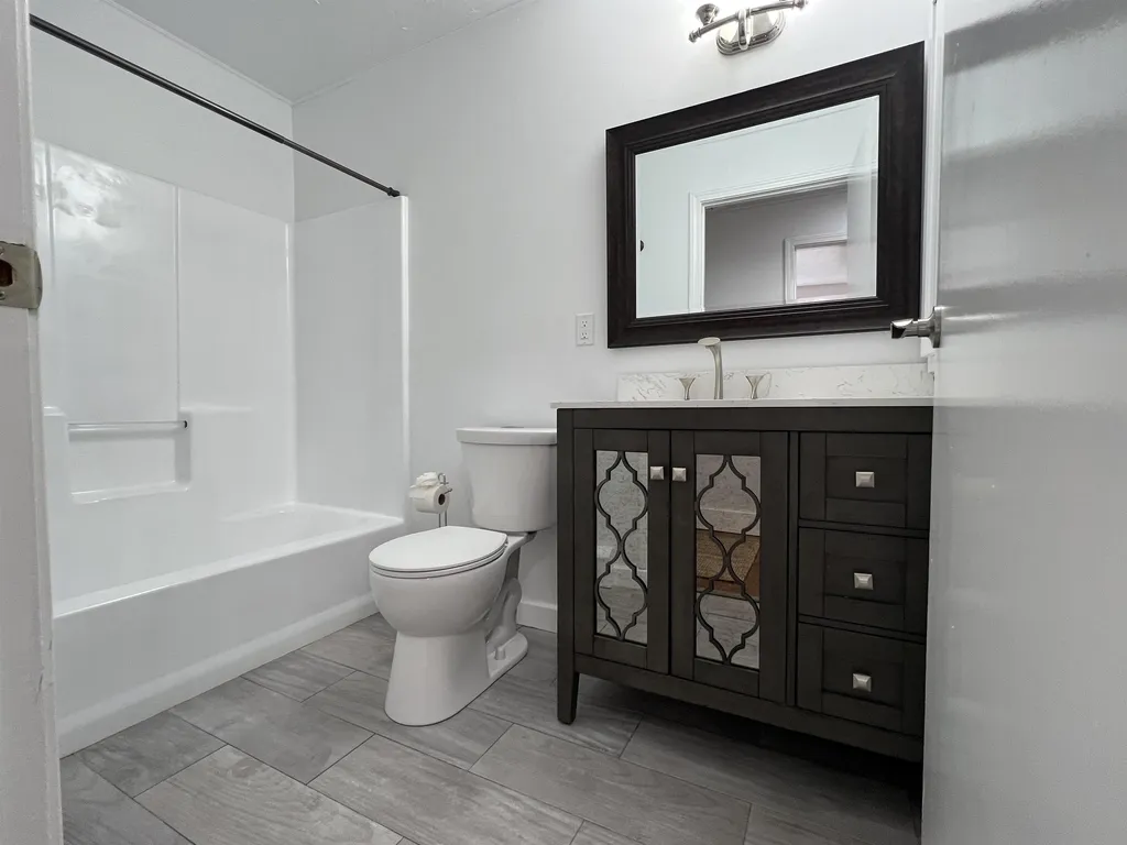 87 Winant Road Pittsfield NH 03262