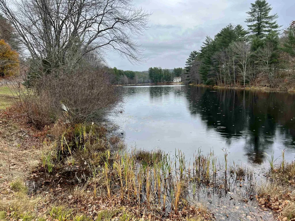 87 Winant Road Pittsfield NH 03262
