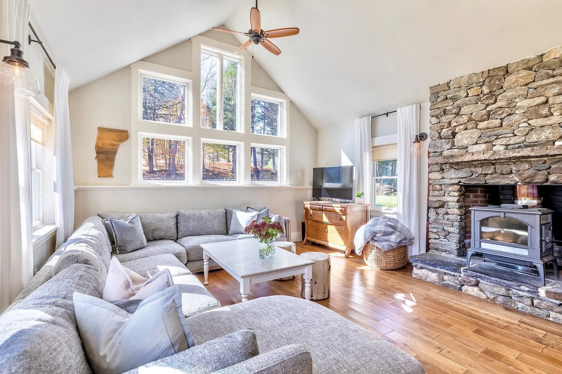 2525 Barnard Road Woodstock VT 05091
