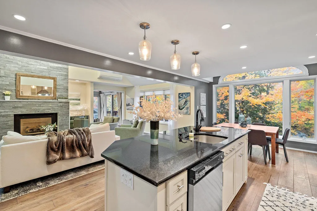 26 Loonwood Drive Lincoln NH 03251