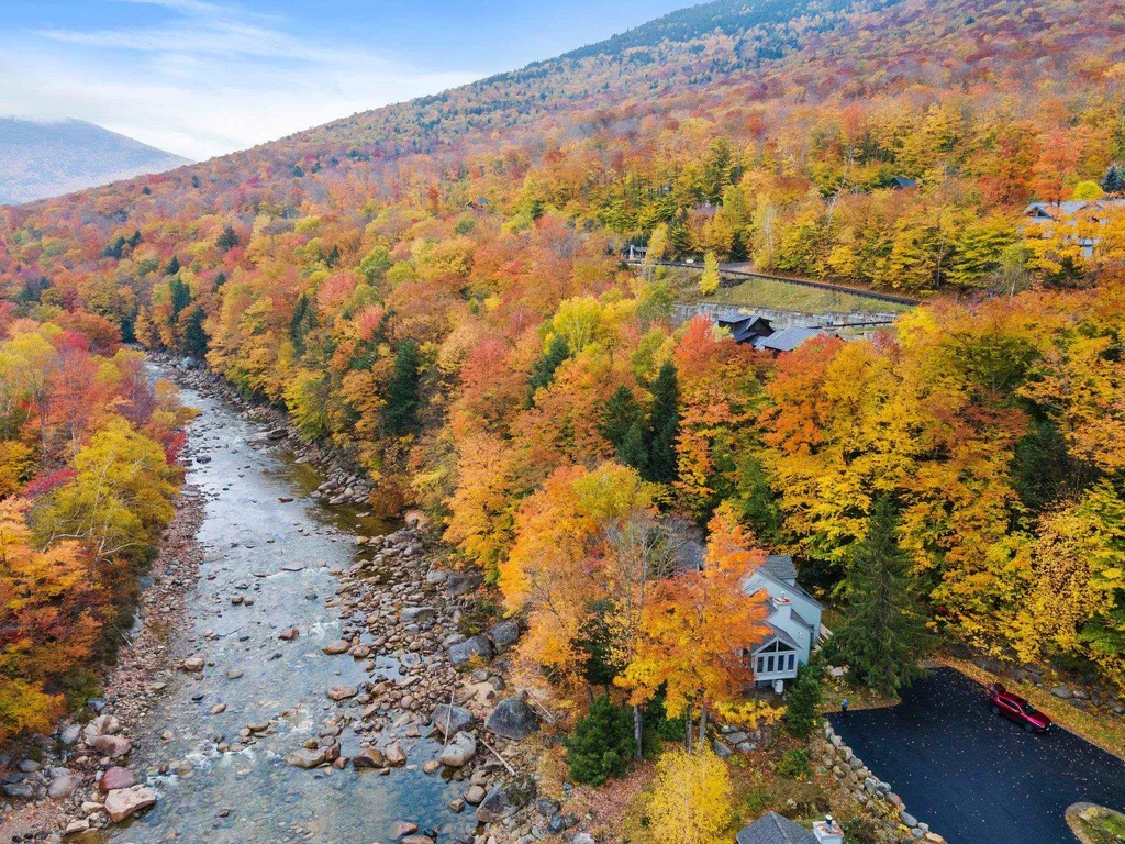 26 Loonwood Drive Lincoln NH 03251