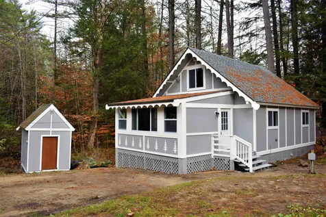 22 Bobolink Lane Hillsborough NH 03244