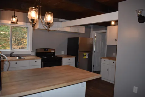 22 Bobolink Lane Hillsborough NH 03244