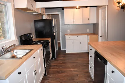 22 Bobolink Lane Hillsborough NH 03244