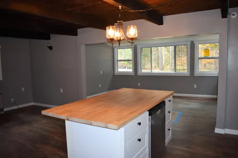 22 Bobolink Lane Hillsborough NH 03244