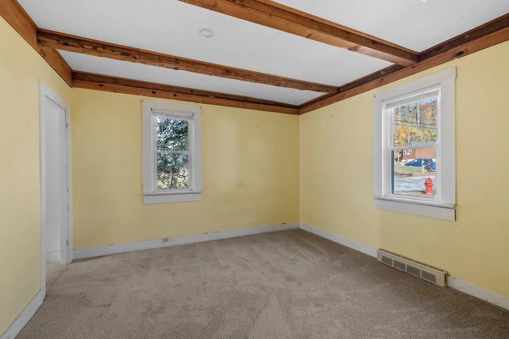 62 Merrimack Street Bristol NH 03222