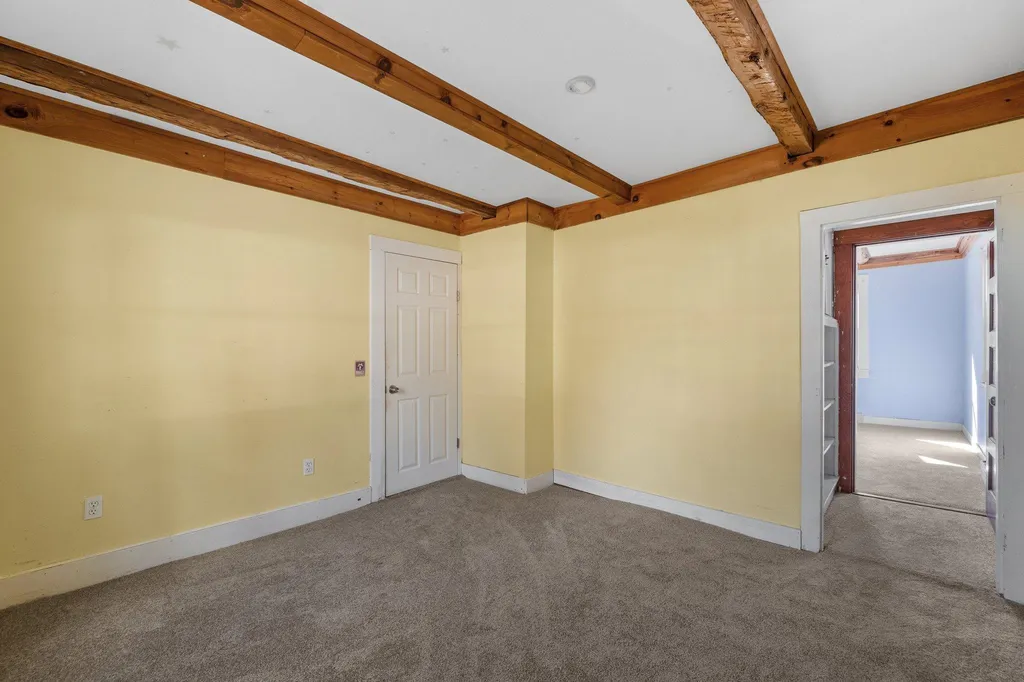62 Merrimack Street Bristol NH 03222