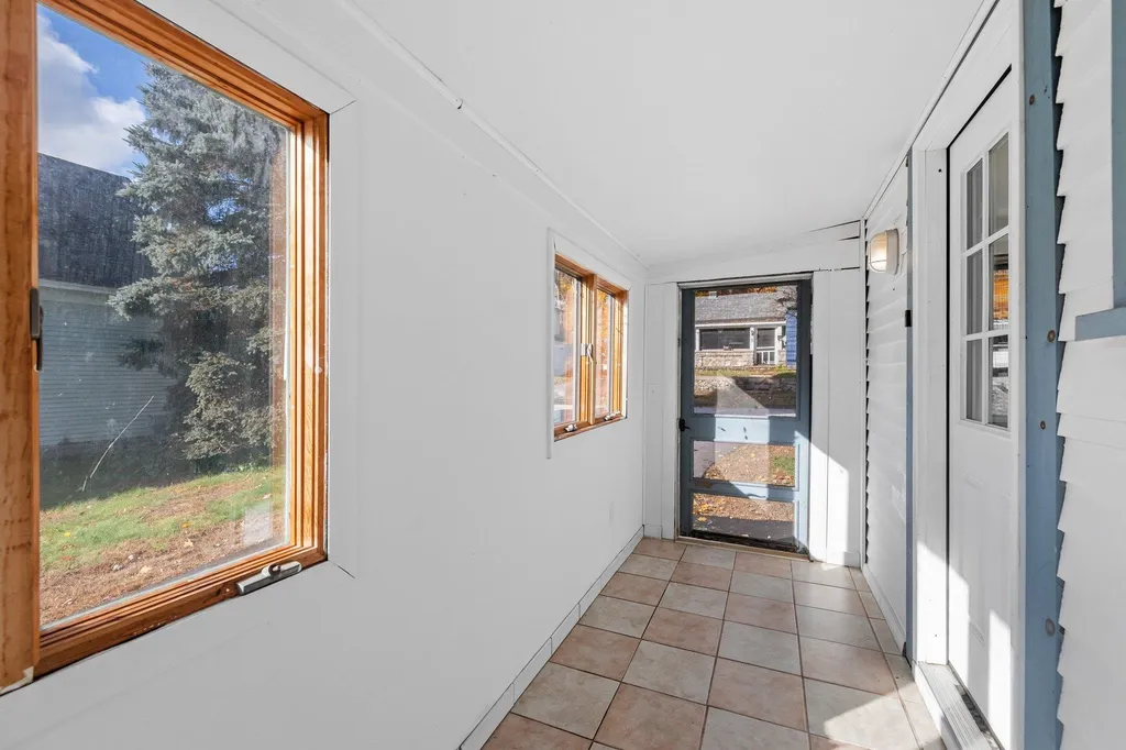 62 Merrimack Street Bristol NH 03222