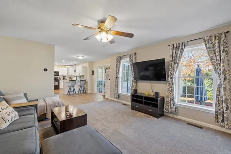 49 Pekoe Drive Concord NH 03301