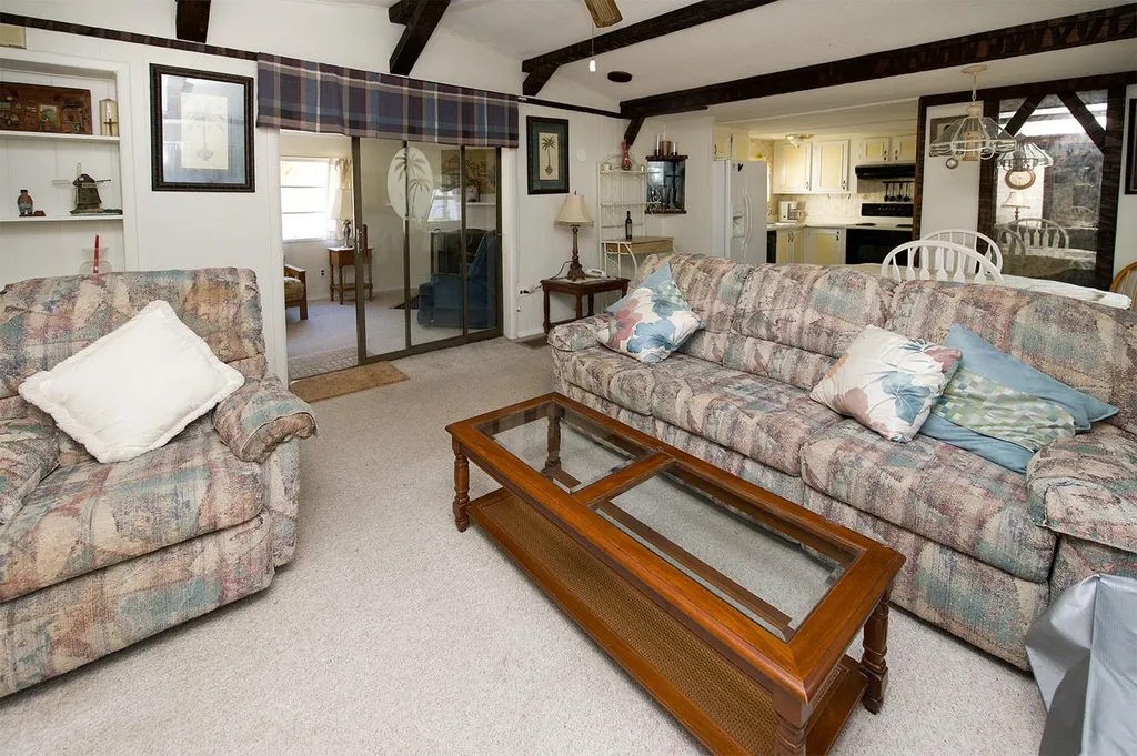 2 Oak Hill Drive Hampstead NH 03841