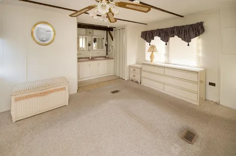 2 Oak Hill Drive Hampstead NH 03841