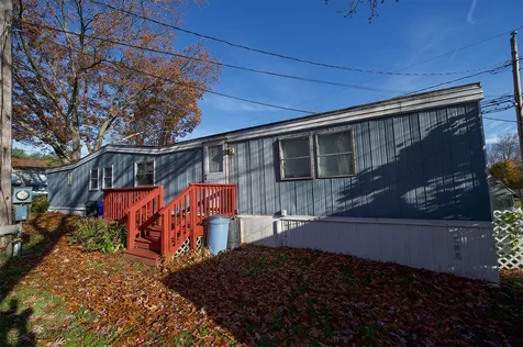 2 Oak Hill Drive Hampstead NH 03841