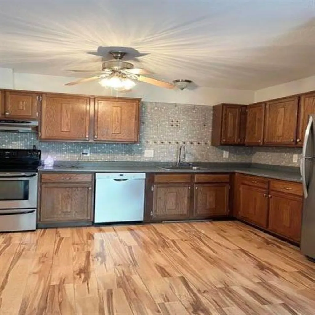 7 Autumn Leaf Drive Nashua NH 03060