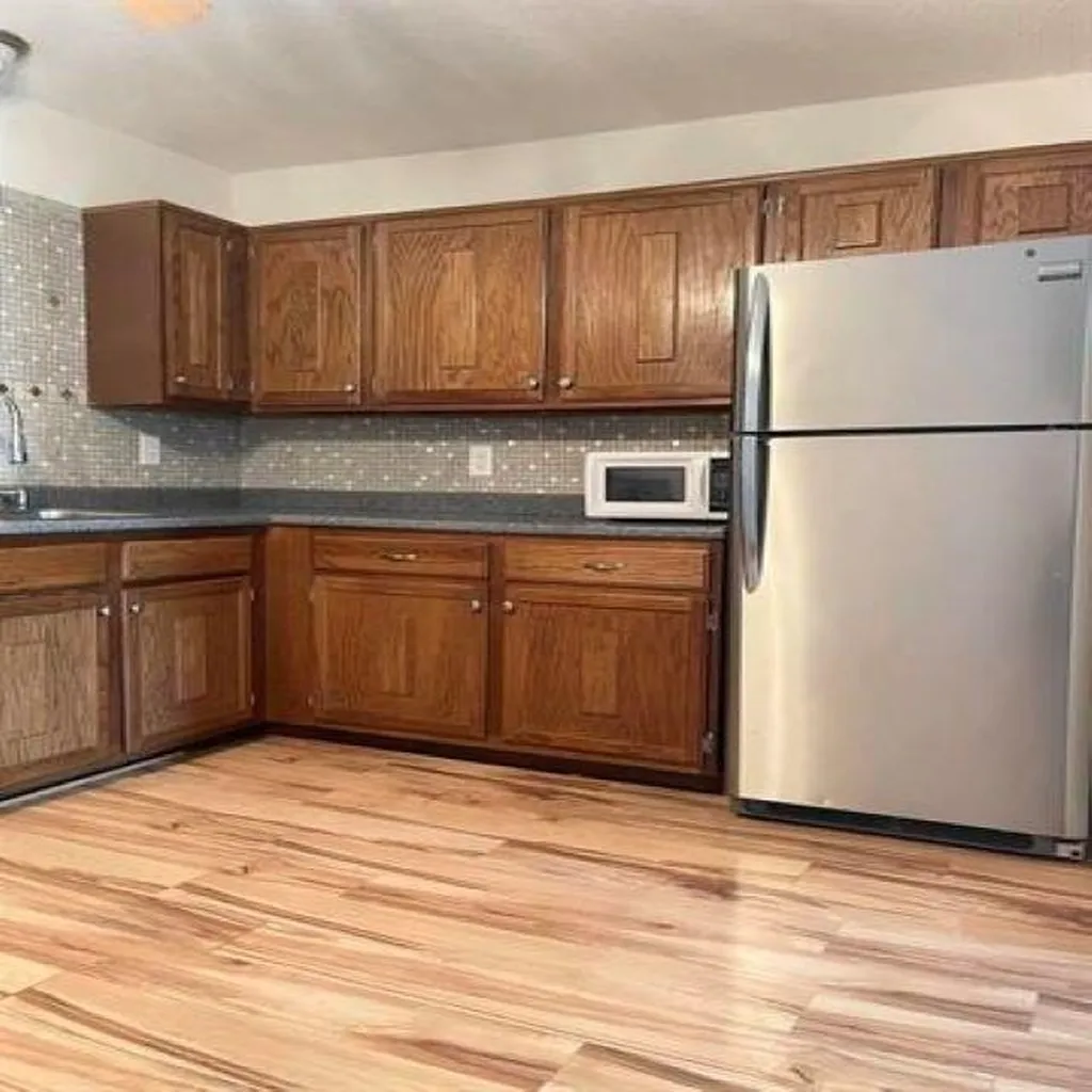 7 Autumn Leaf Drive Nashua NH 03060