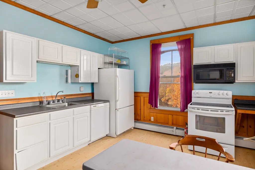 245 Main Street Bethel VT 05032