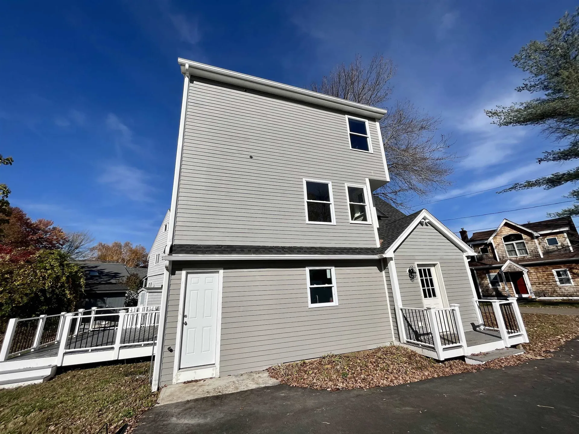 18 Wentworth Terrace Dover NH 03820