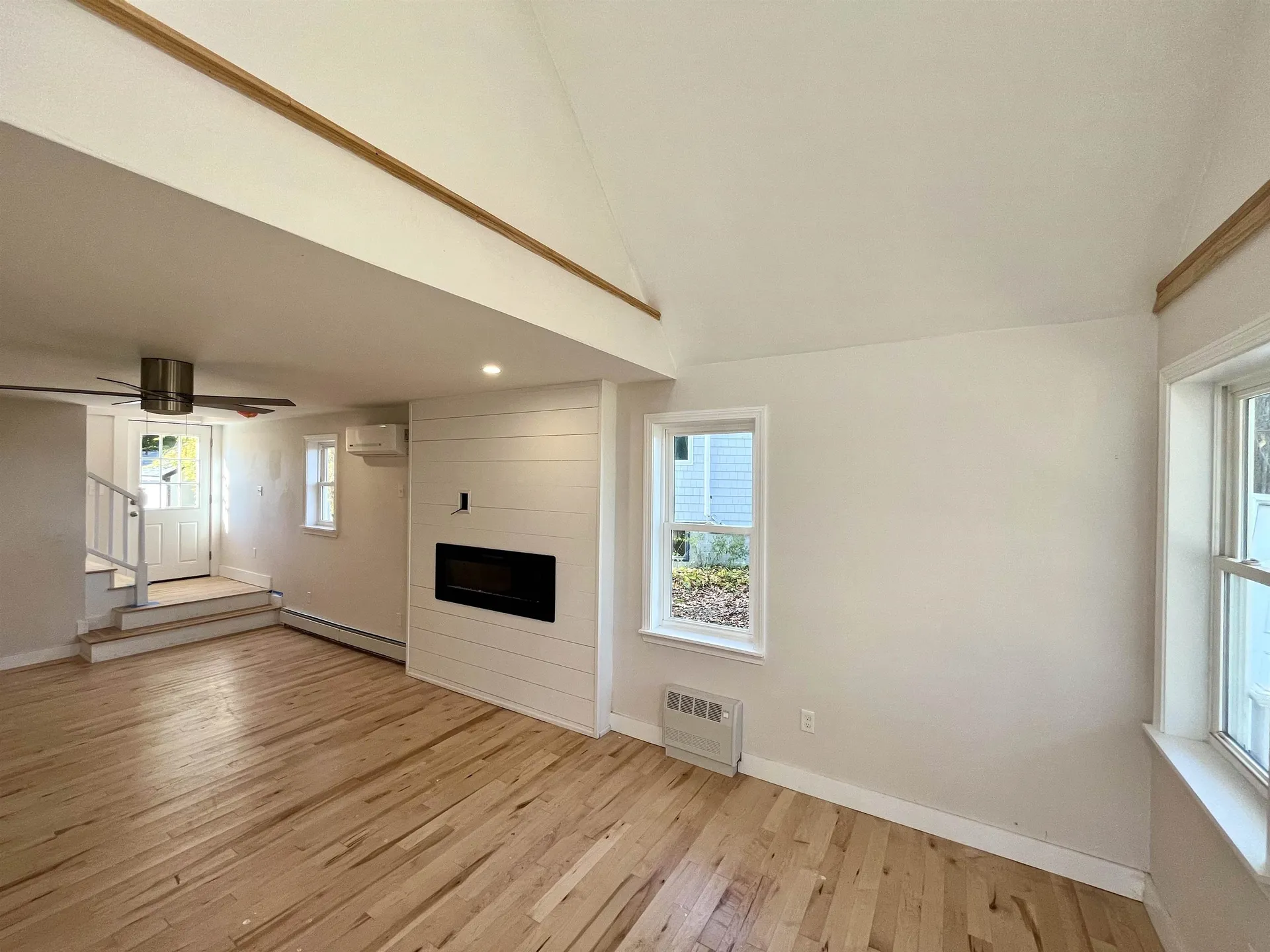 18 Wentworth Terrace Dover NH 03820