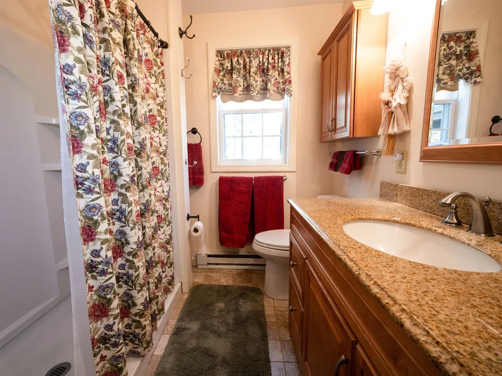 15 Hemlock Avenue Winchester NH 03470
