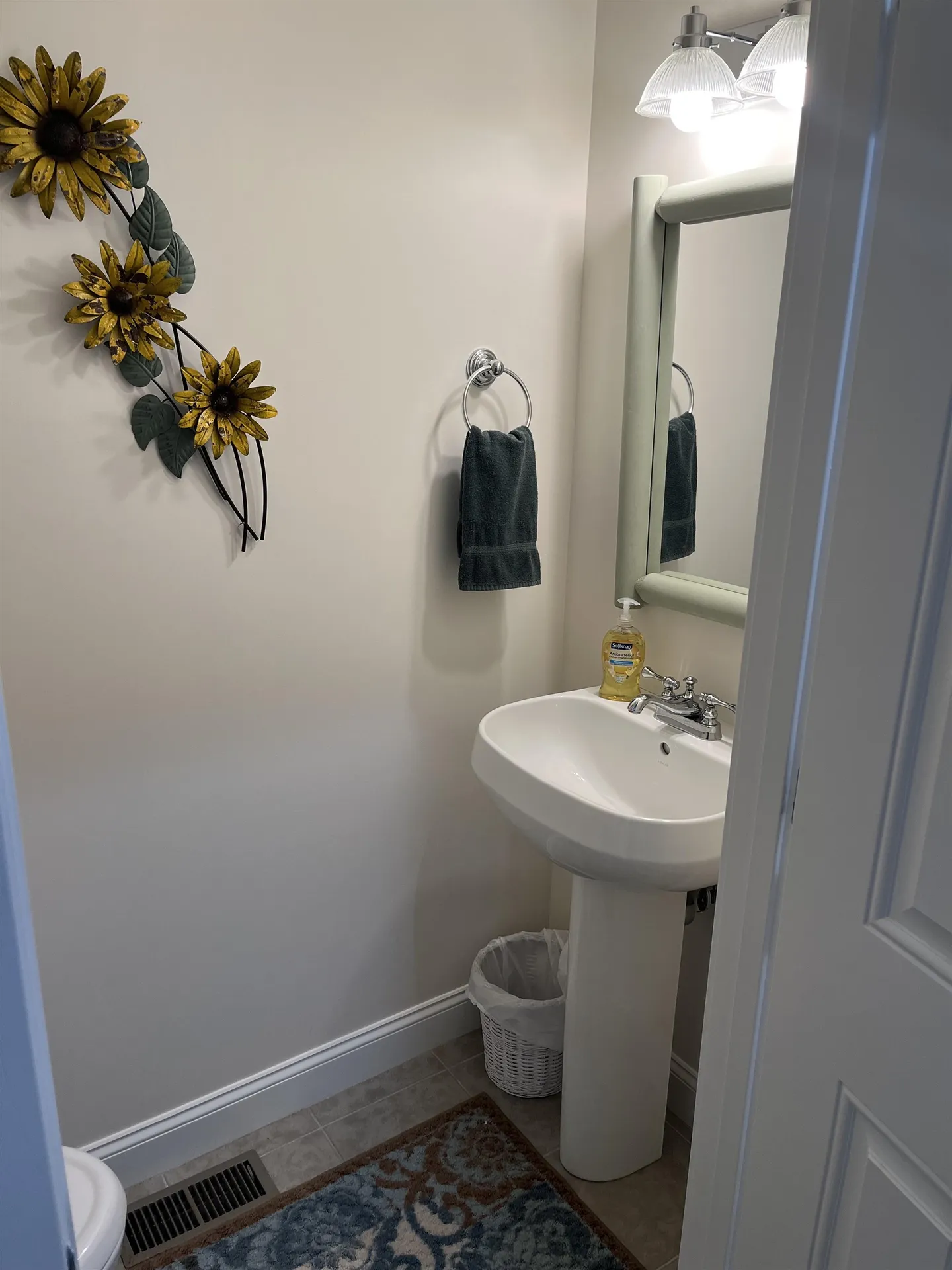67 Granite Way Hartford VT 05001