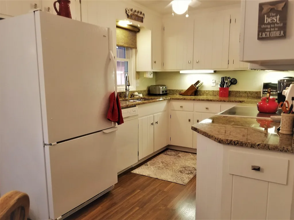 5 Ledgewood Road Claremont NH 03743