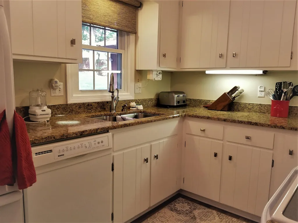 5 Ledgewood Road Claremont NH 03743