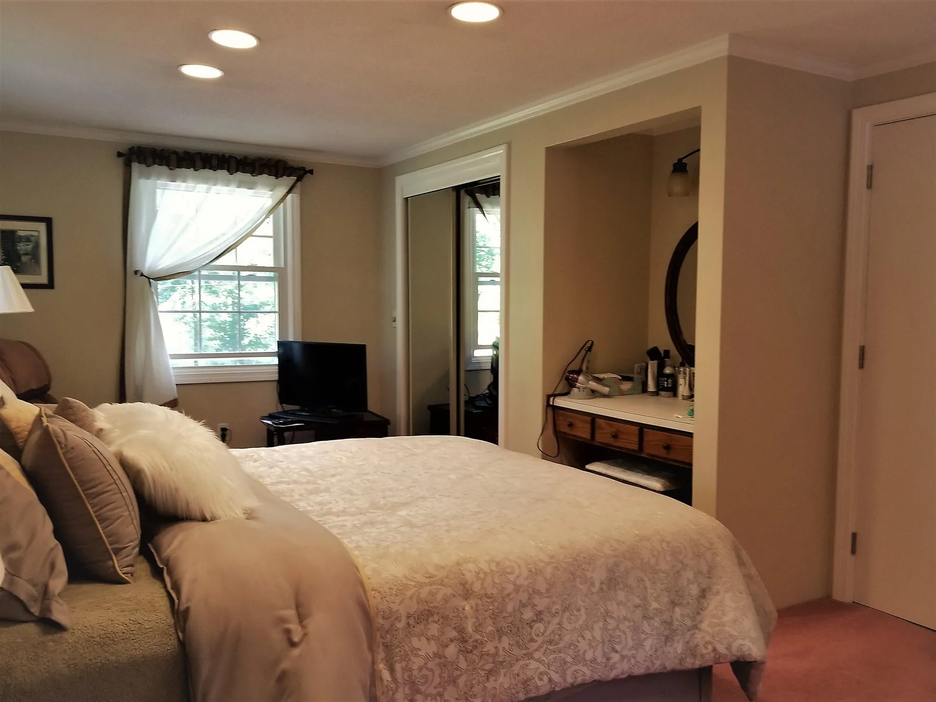 5 Ledgewood Road Claremont NH 03743