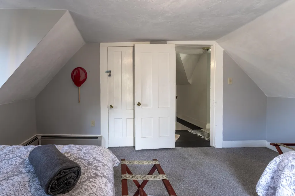 13 Daniel Webster Highway Woodstock NH 03262