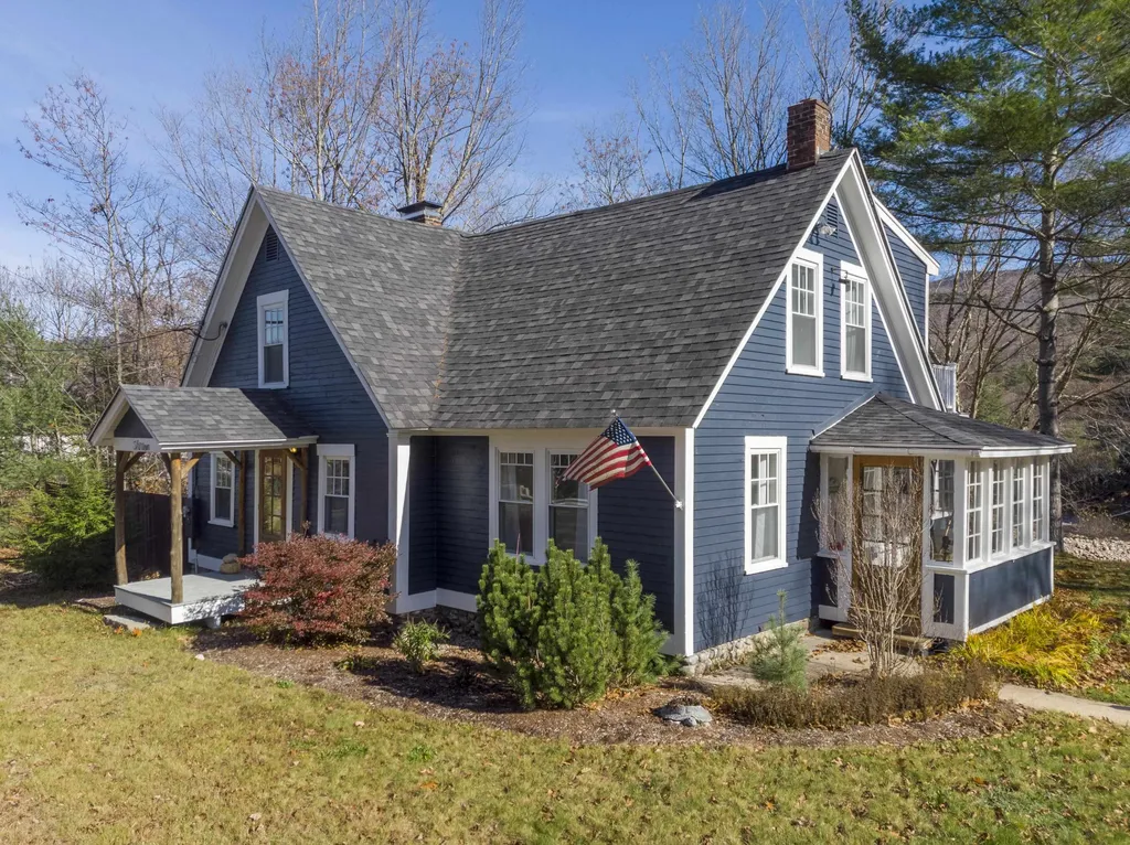 13 Daniel Webster Highway Woodstock NH 03262
