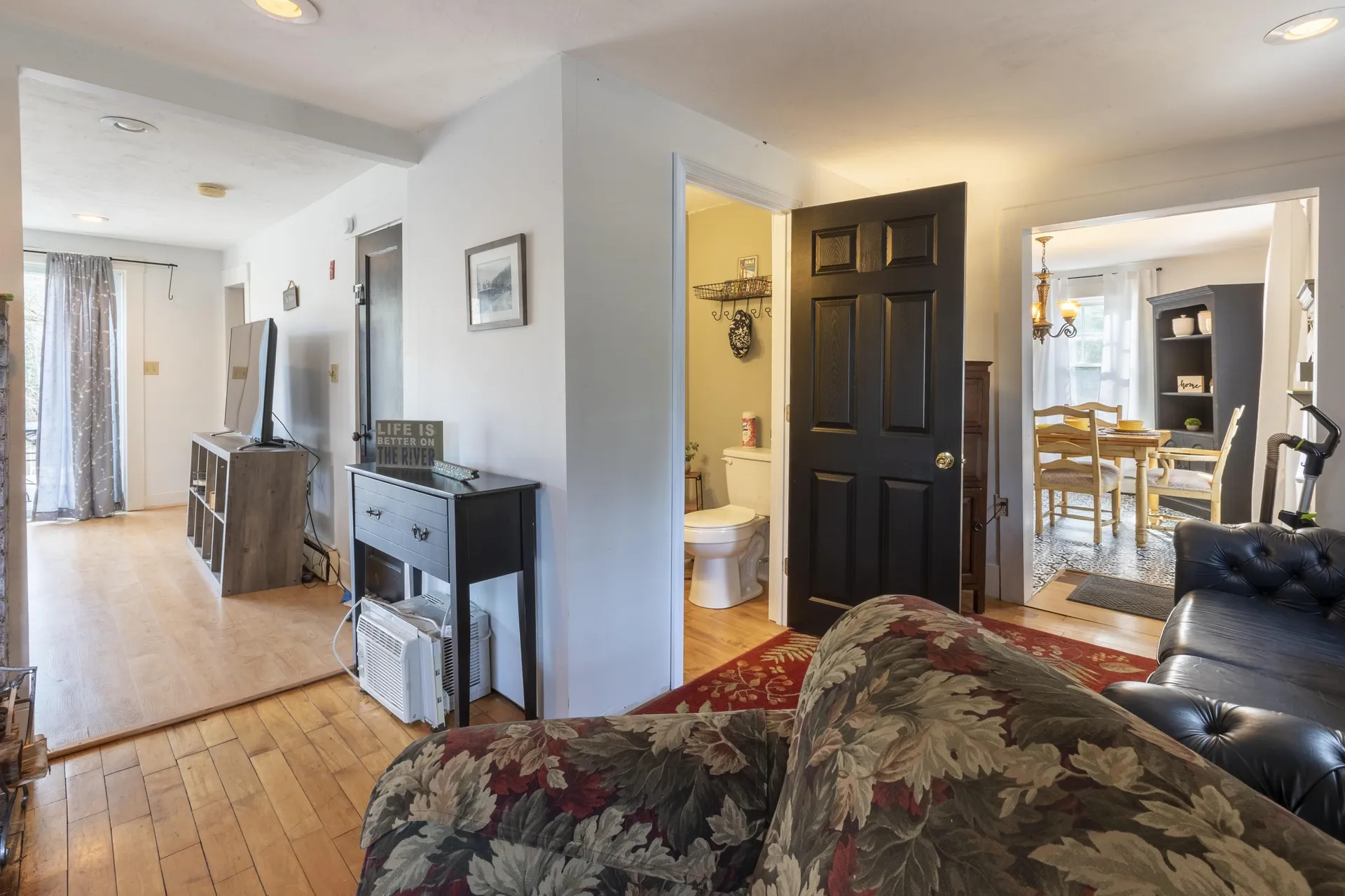 13 Daniel Webster Highway Woodstock NH 03262
