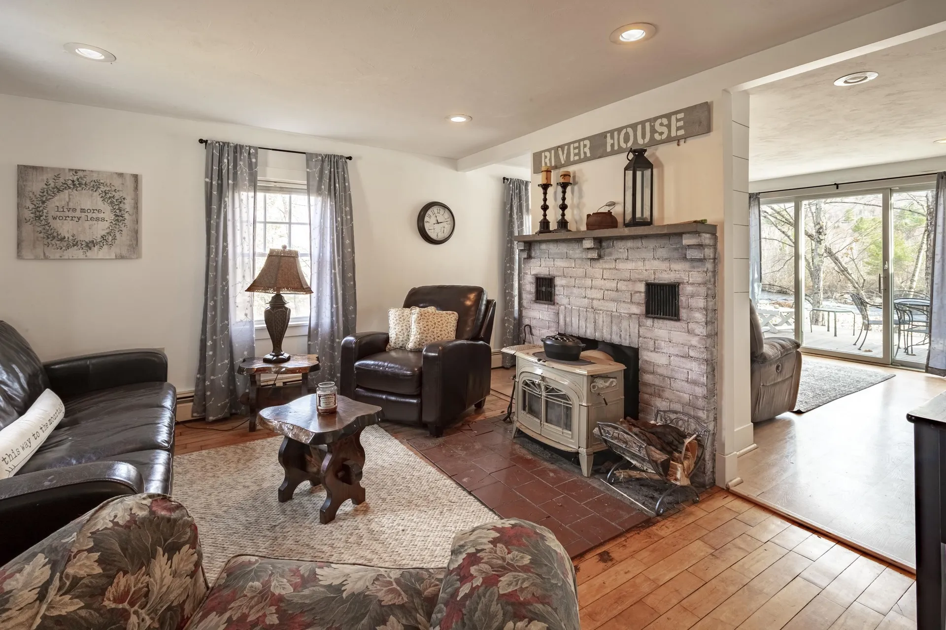 13 Daniel Webster Highway Woodstock NH 03262
