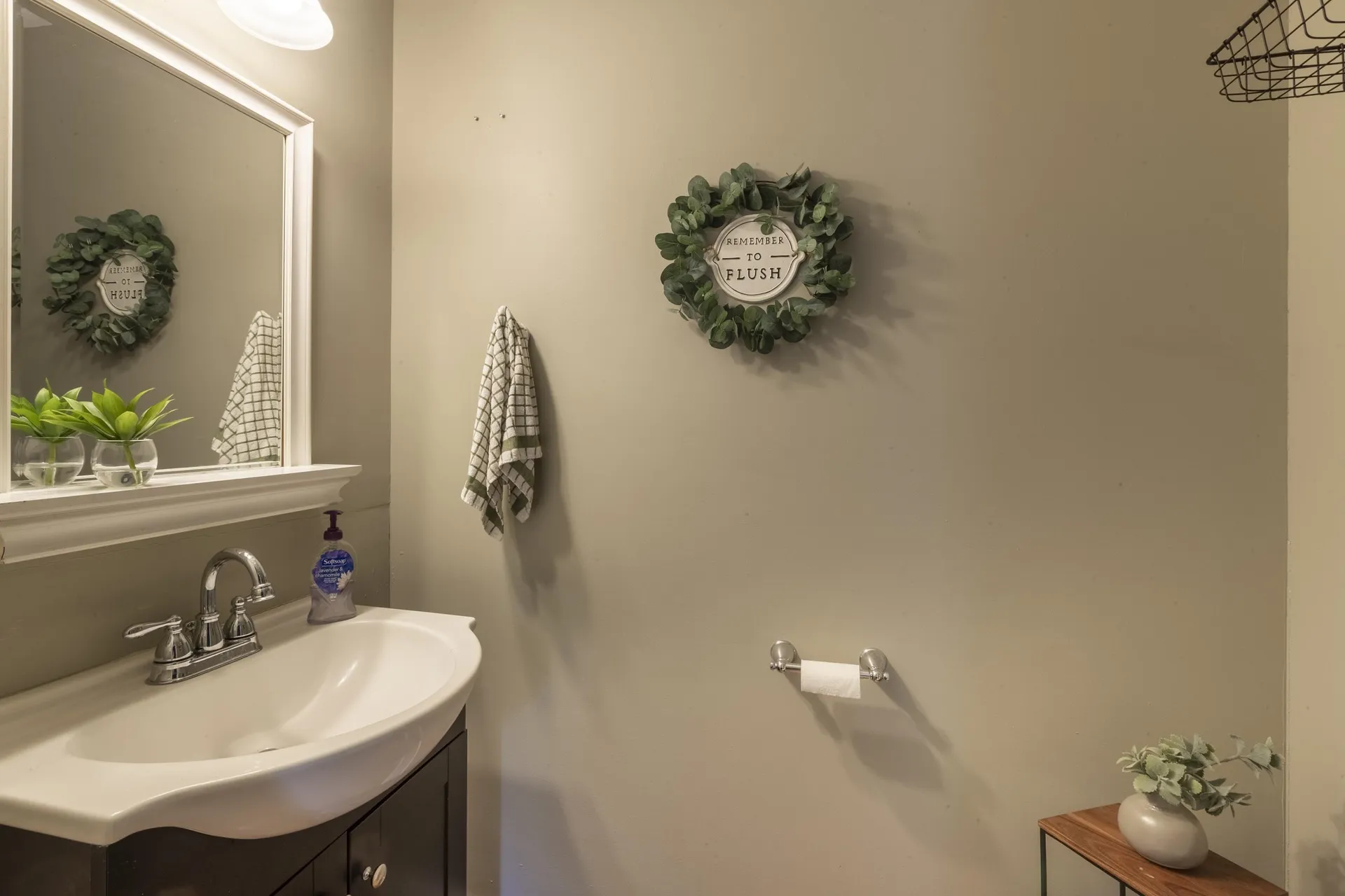 13 Daniel Webster Highway Woodstock NH 03262
