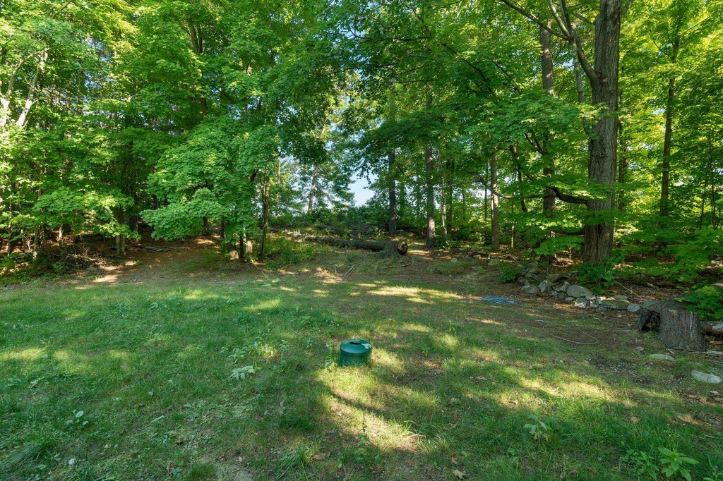 26 Auburn Road Londonderry NH 03053