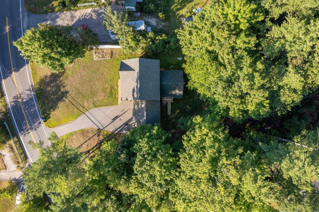 26 Auburn Road Londonderry NH 03053