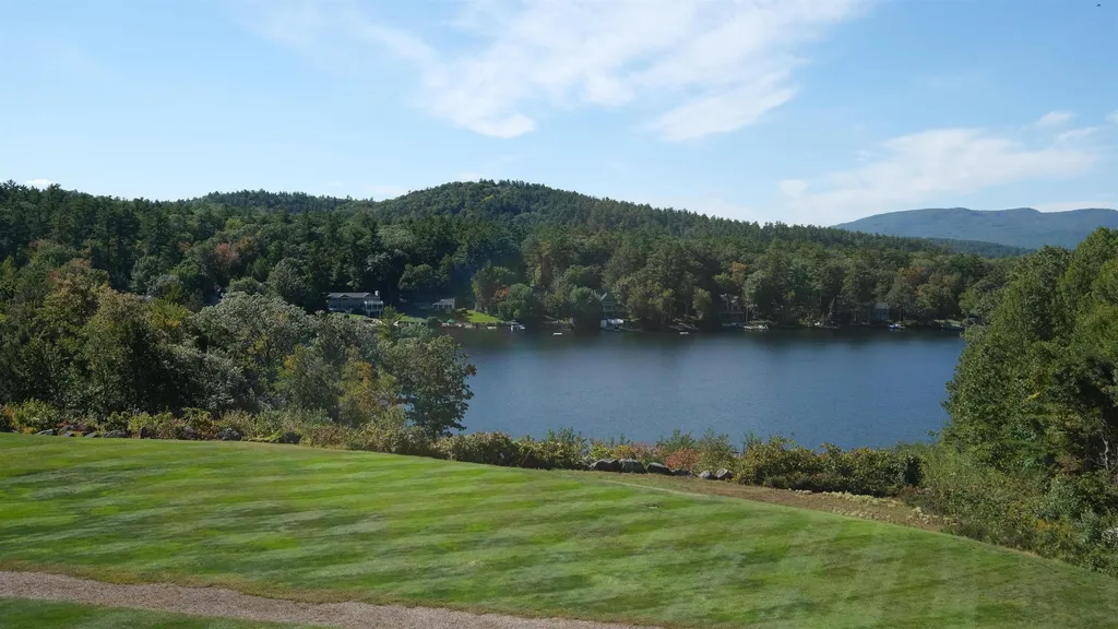 5 Mountain West Drive Wolfeboro NH 03894