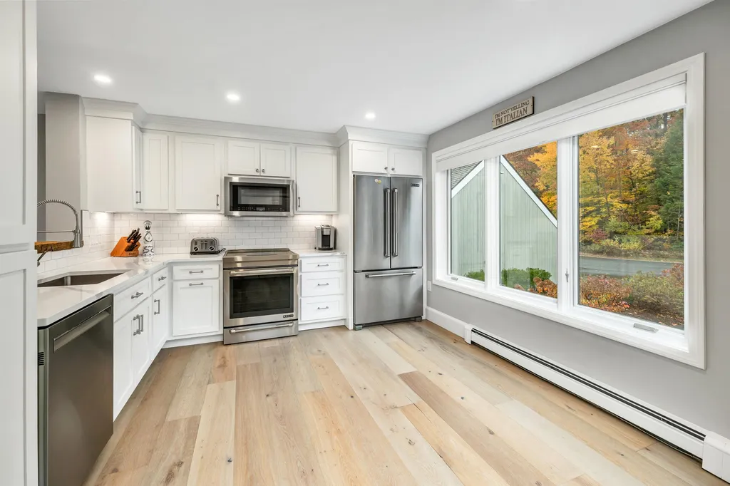 5 Mountain West Drive Wolfeboro NH 03894