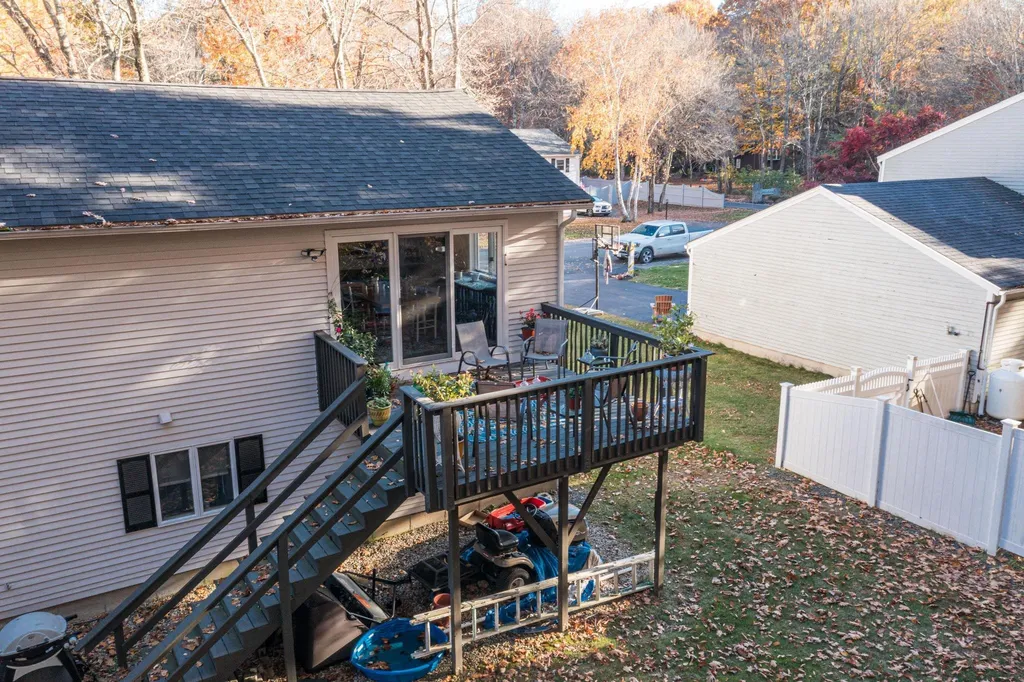 9 Taft Road Portsmouth NH 03801