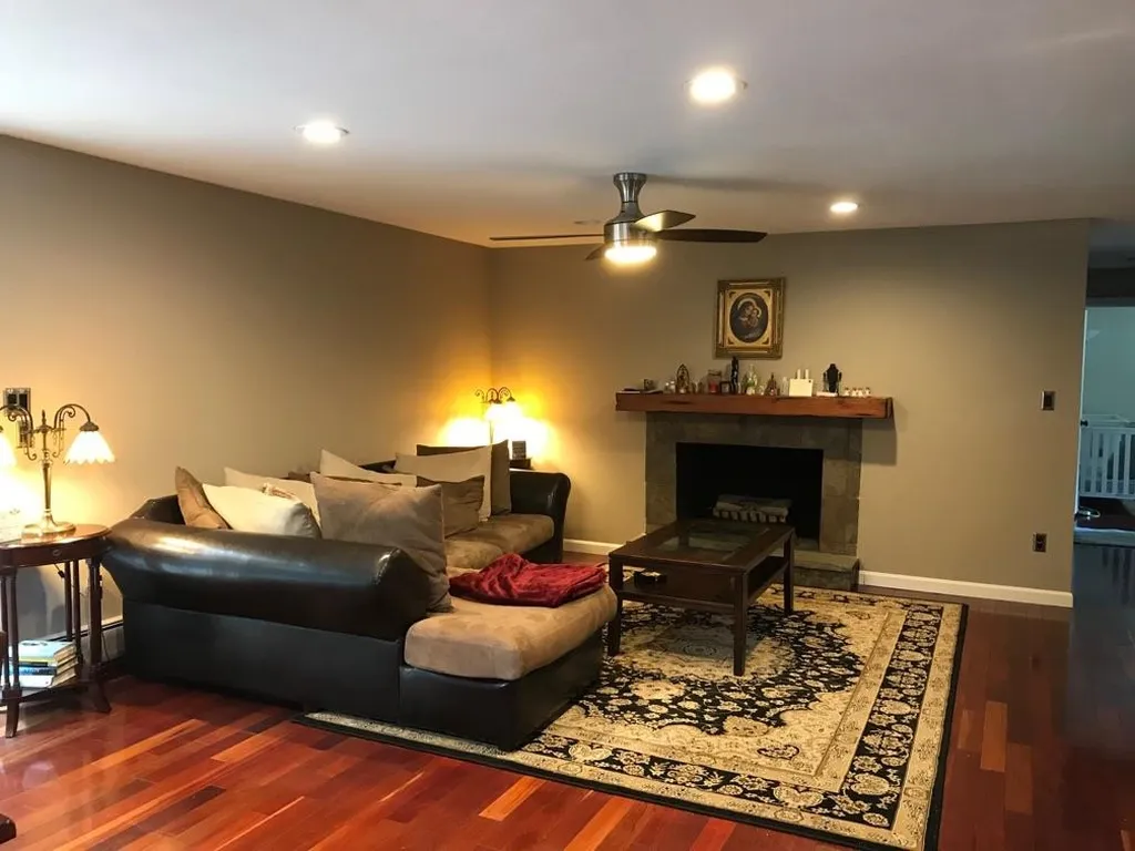 9 Taft Road Portsmouth NH 03801