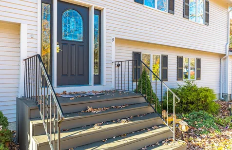 9 Taft Road Portsmouth NH 03801