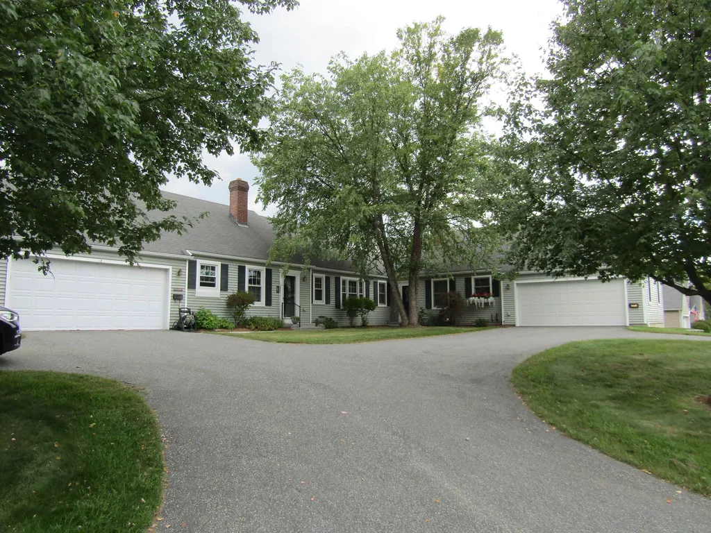 13 Wildersburg Common Barre Town VT 05641