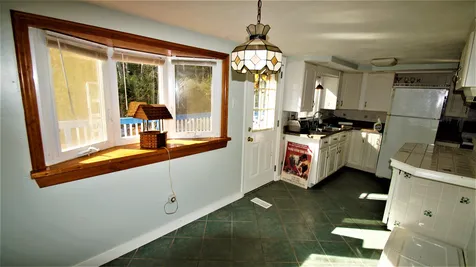 17 West Shore Drive Raymond NH 03077