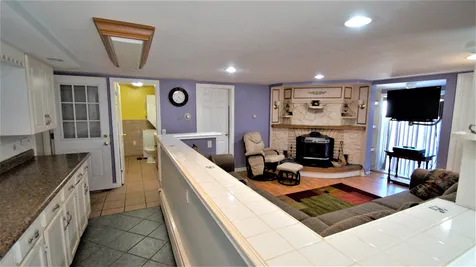 17 West Shore Drive Raymond NH 03077