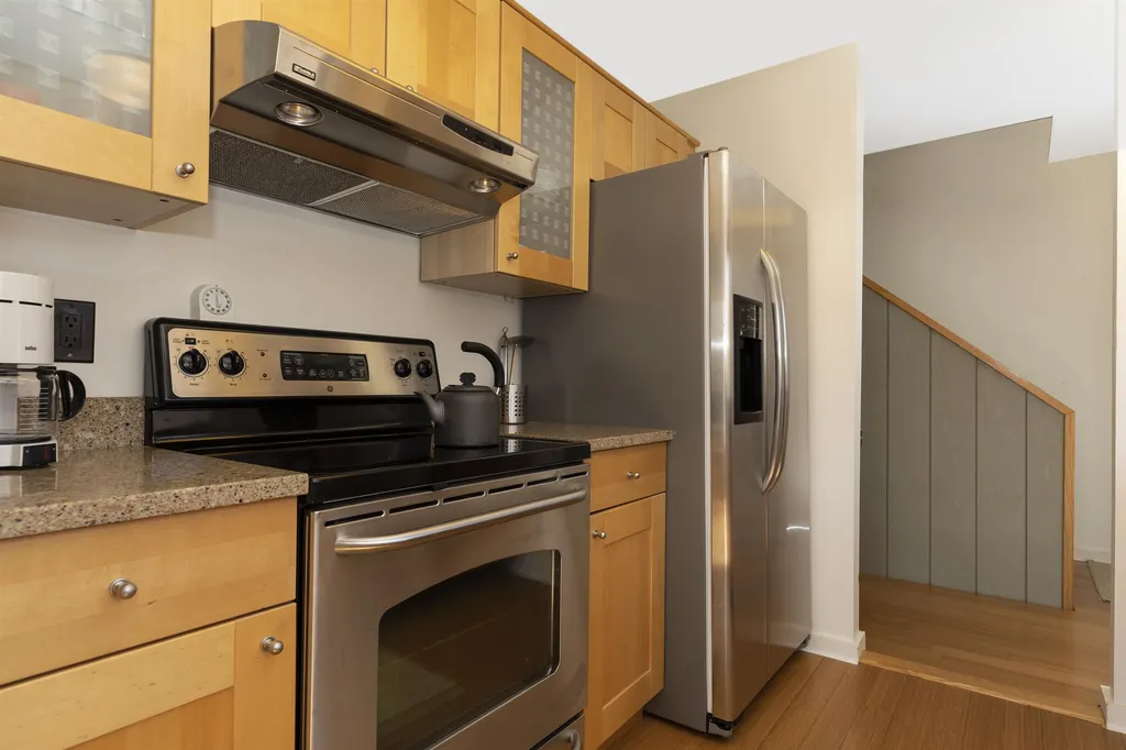 120 Brook Hollow Hanover NH 03755