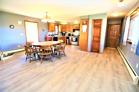 320 Foxwood Lane Derby VT 05829