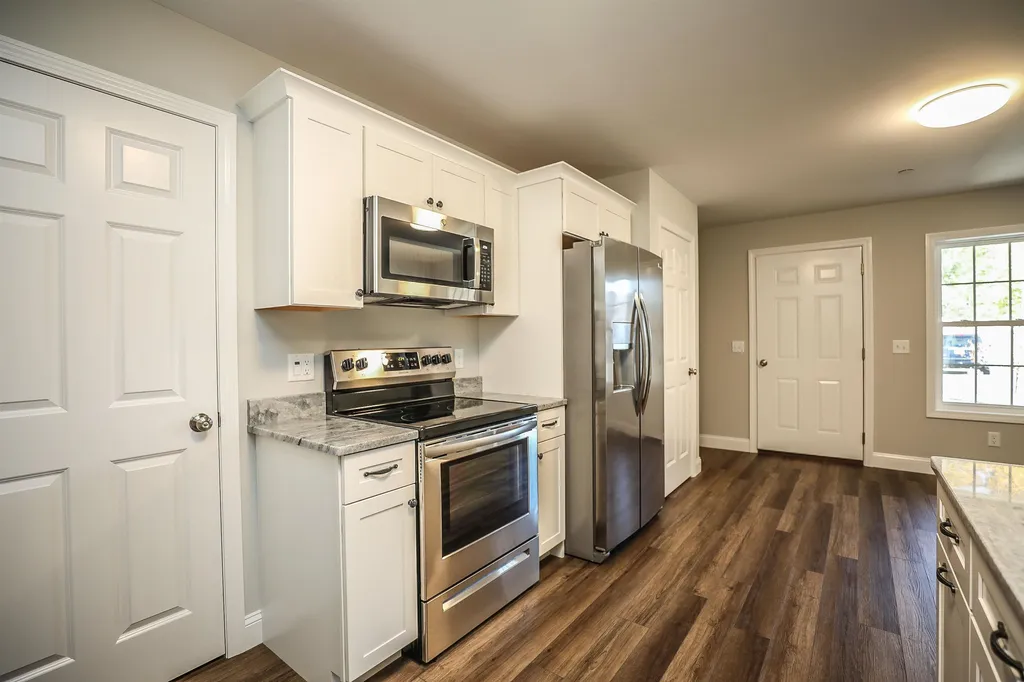 703 Southfield Lane Peterborough NH 03458