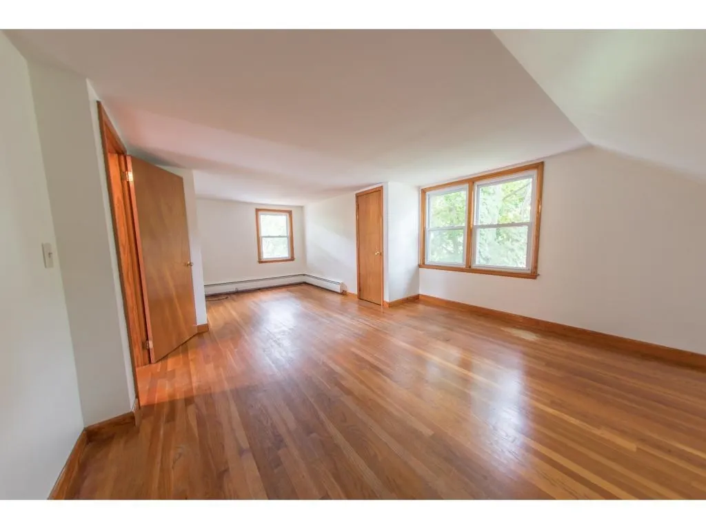 28 Paul Avenue Nashua NH 03060