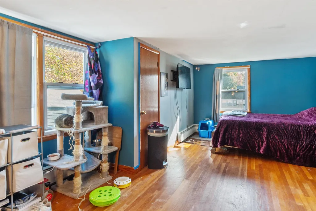 28 Paul Avenue Nashua NH 03060