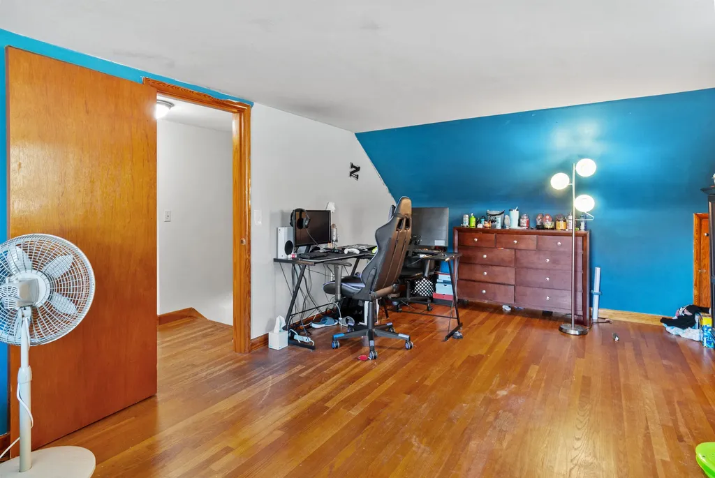 28 Paul Avenue Nashua NH 03060