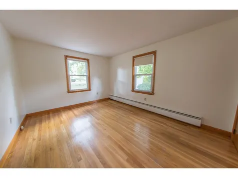 28 Paul Avenue Nashua NH 03060